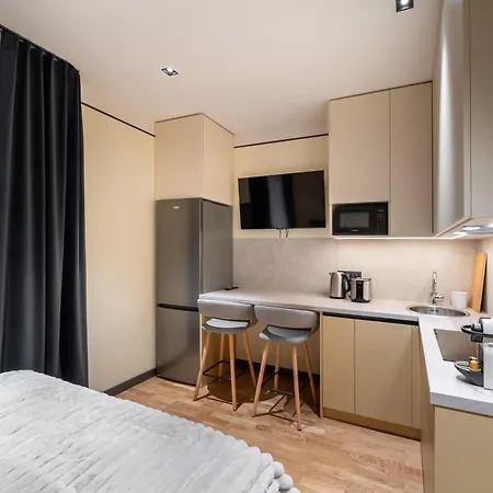 Lägenhet New 2026 Design With Free Parking *