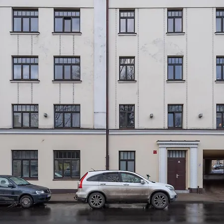 New 2026 Design With Free Parking Apartament