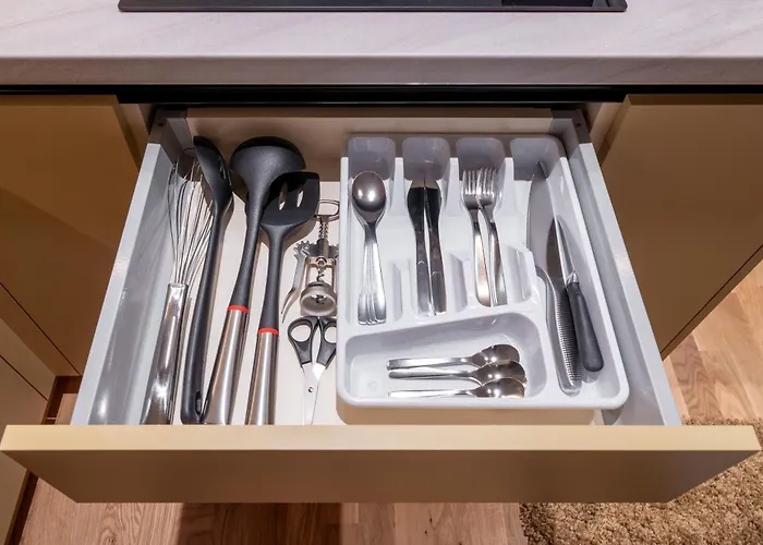 New 2026 Design With Free Parking 公寓